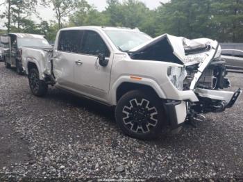  Salvage General Motors Sierra 2500HD
