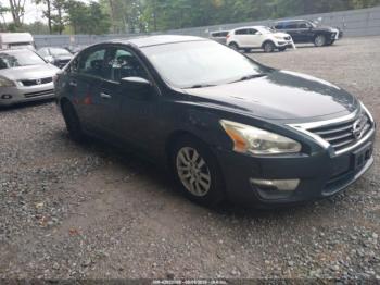  Salvage Nissan Altima