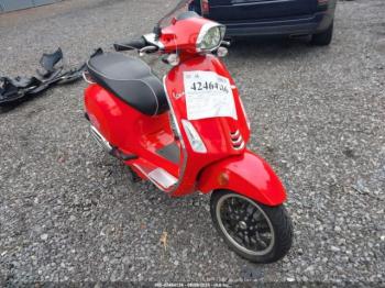  Salvage Vespa Primavera Sprint