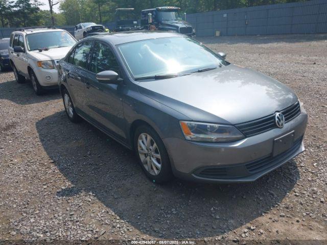  Salvage Volkswagen Jetta
