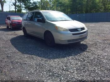  Salvage Toyota Sienna