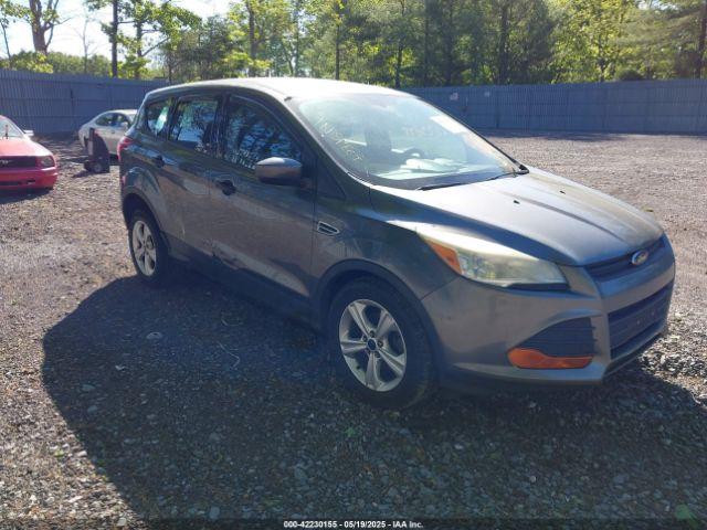  Salvage Ford Escape