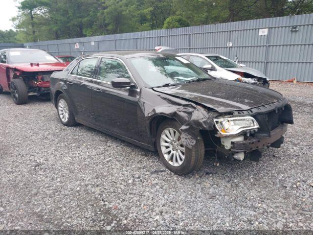  Salvage Chrysler 300