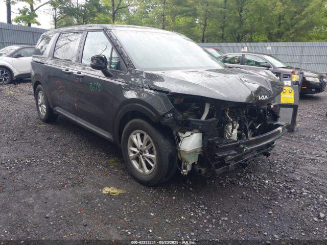  Salvage Kia Carnival