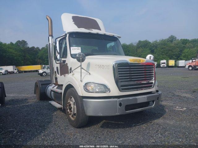  Salvage Freightliner M2