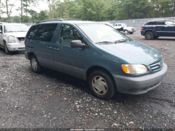  Salvage Toyota Sienna