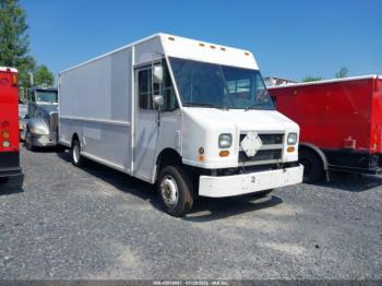  Salvage Freightliner Chassis