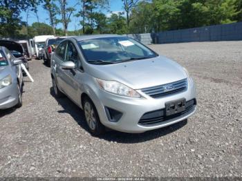  Salvage Ford Fiesta