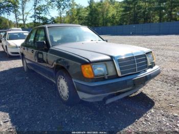  Salvage Mercedes-Benz 300