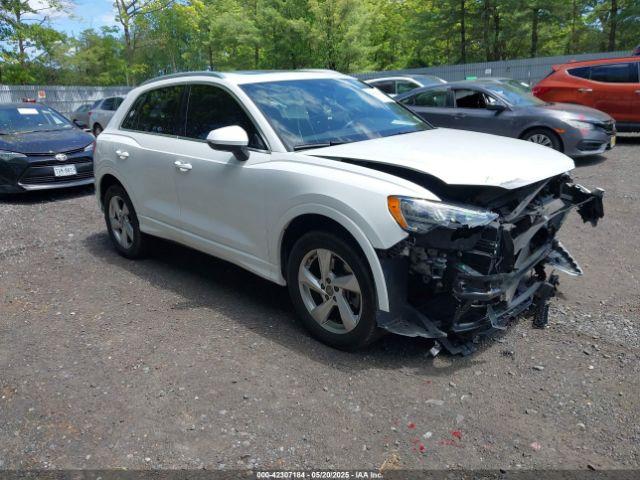  Salvage Audi Q3