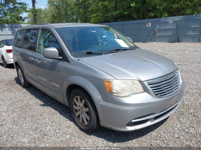  Salvage Chrysler Town & Country