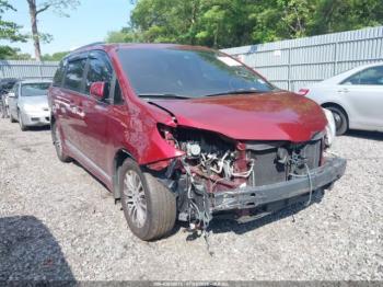  Salvage Toyota Sienna