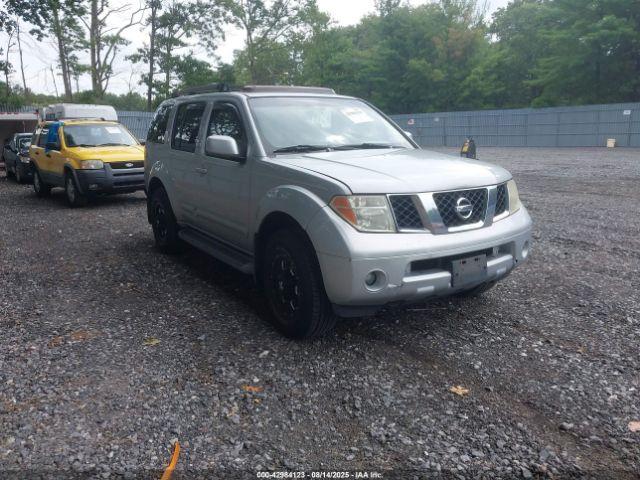  Salvage Nissan Pathfinder