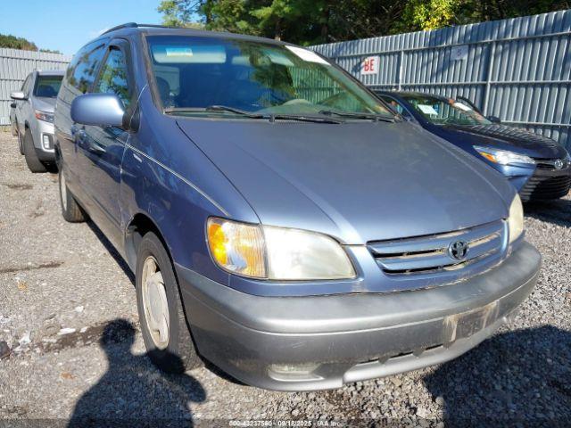  Salvage Toyota Sienna