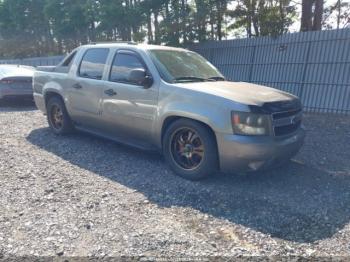  Salvage Chevrolet Avalanche 1500