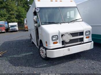  Salvage Freightliner Chassis
