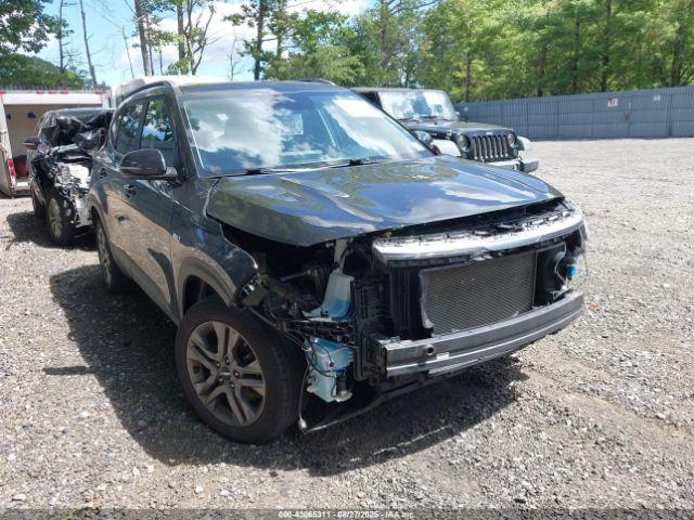  Salvage Kia Seltos