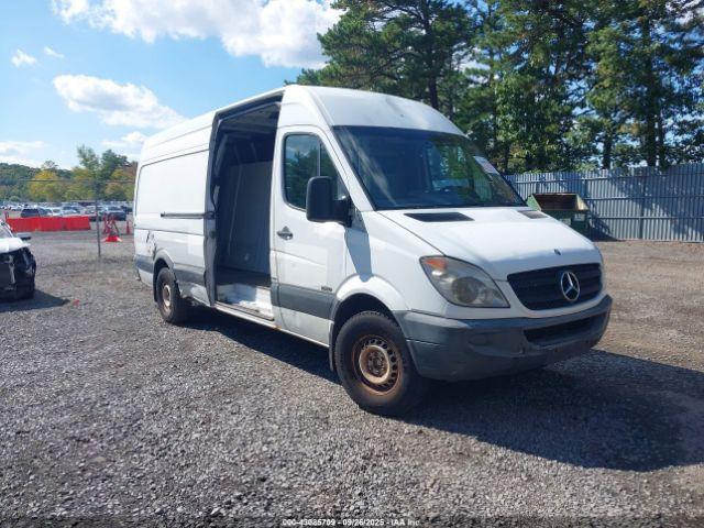  Salvage Mercedes-Benz Sprinter 2500