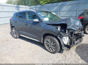  Salvage Hyundai TUCSON