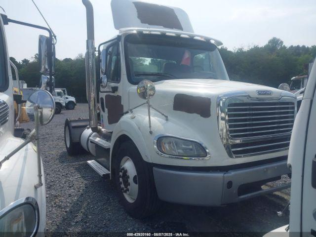  Salvage Freightliner M2