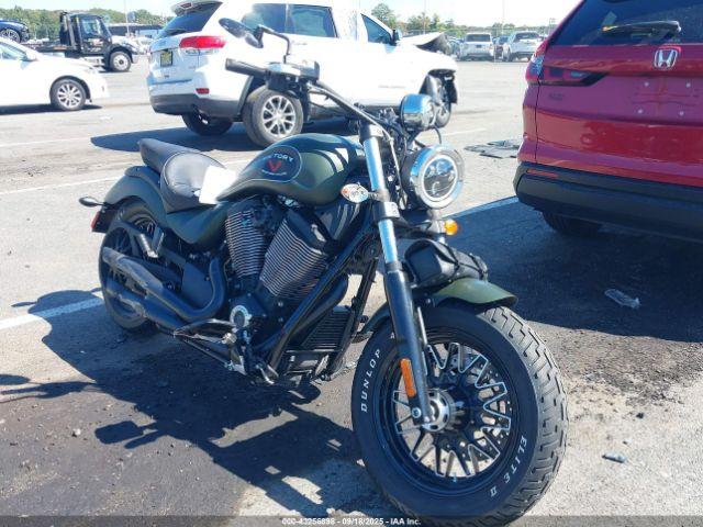  Salvage Victory Motorcycles Gunner