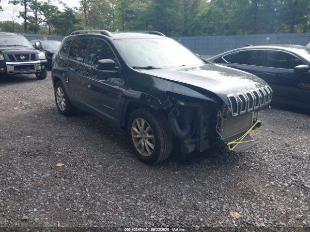  Salvage Jeep Cherokee