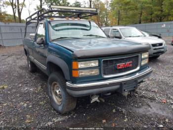  Salvage GMC Sierra 2500