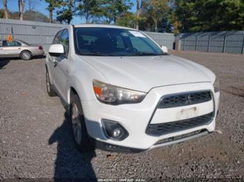  Salvage Mitsubishi Outlander