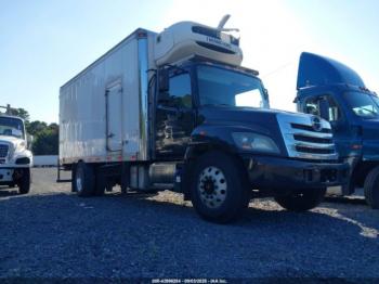  Salvage Hino 258 268
