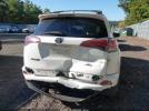 Toyota RAV4 Le Image 8