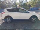 Toyota RAV4 Le Image 16
