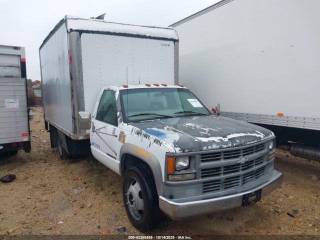  Salvage Chevrolet C3500 Hd Chassis