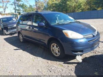  Salvage Toyota Sienna