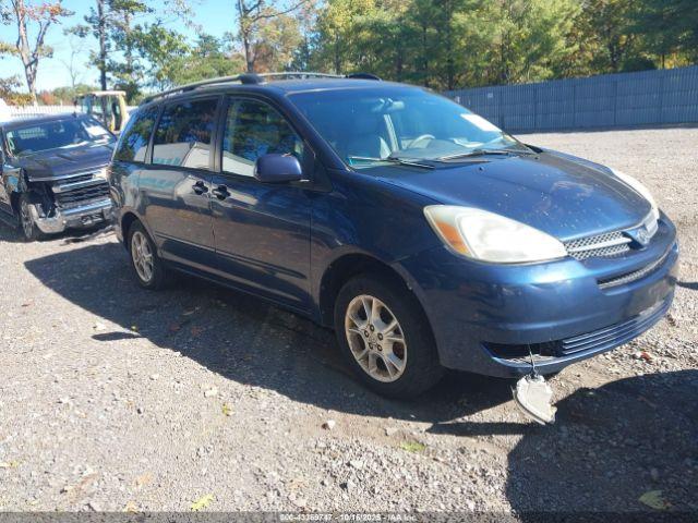  Salvage Toyota Sienna