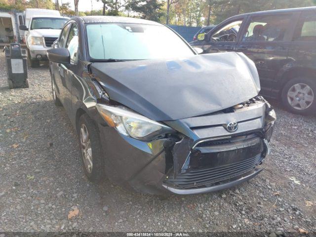  Salvage Toyota Yaris