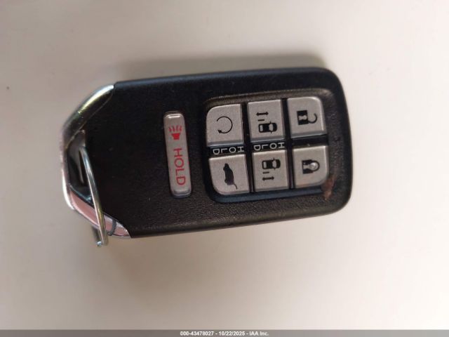 Honda Odyssey Sport Image 12