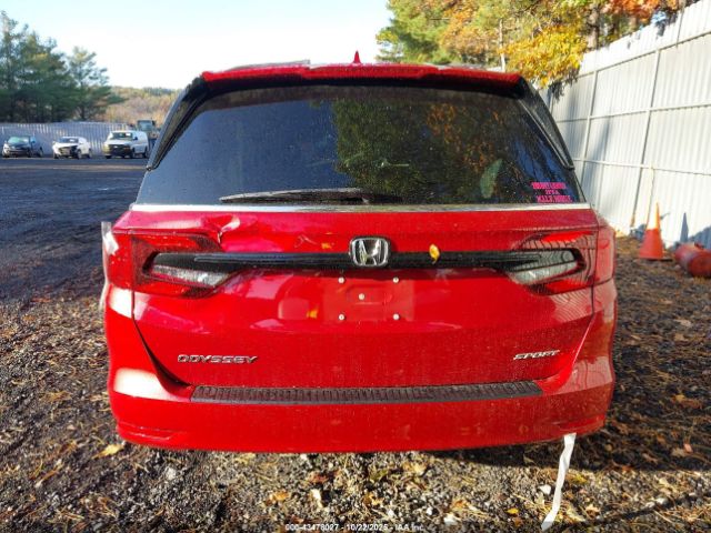 Honda Odyssey Sport Image 13