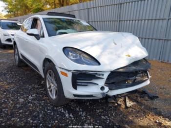 Salvage Porsche Macan