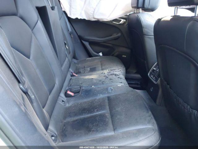 Porsche Macan Image 10