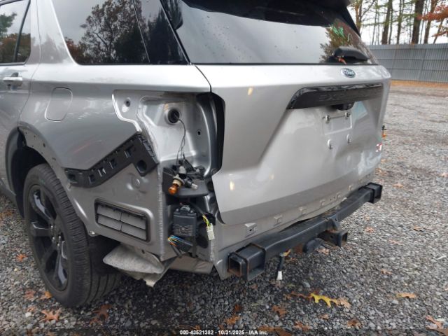 Ford Explorer St Image 7