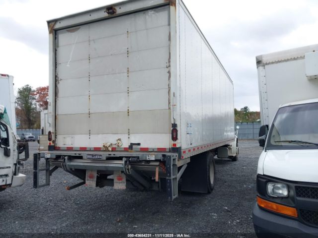 Freightliner M2 106 Image 6