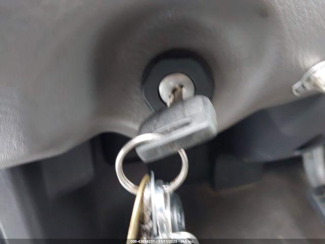 Freightliner M2 106 Image 7