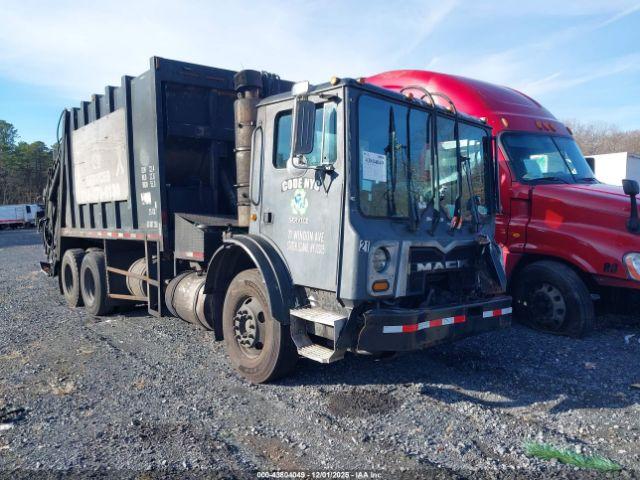  Salvage Mack 600