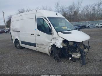  Salvage Mercedes-Benz Sprinter 2500