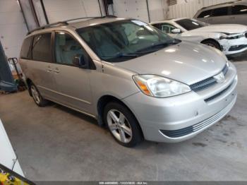  Salvage Toyota Sienna