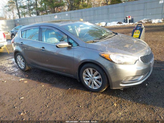  Salvage Kia Forte