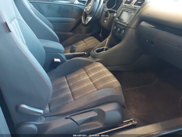 Volkswagen GTI 2-door Image 7