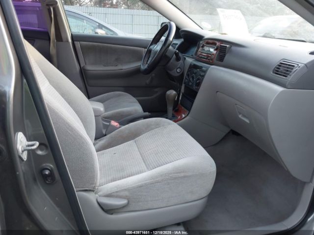 Toyota Corolla Ce Image 4