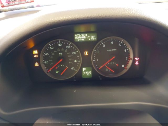 Volvo S40 2.4i Image 5