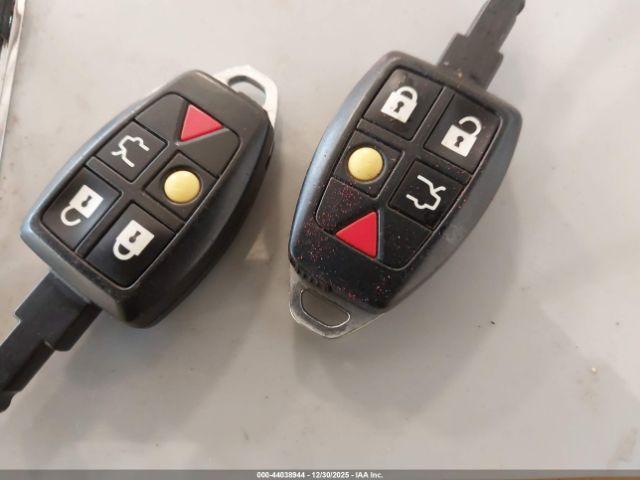 Volvo S40 2.4i Image 6